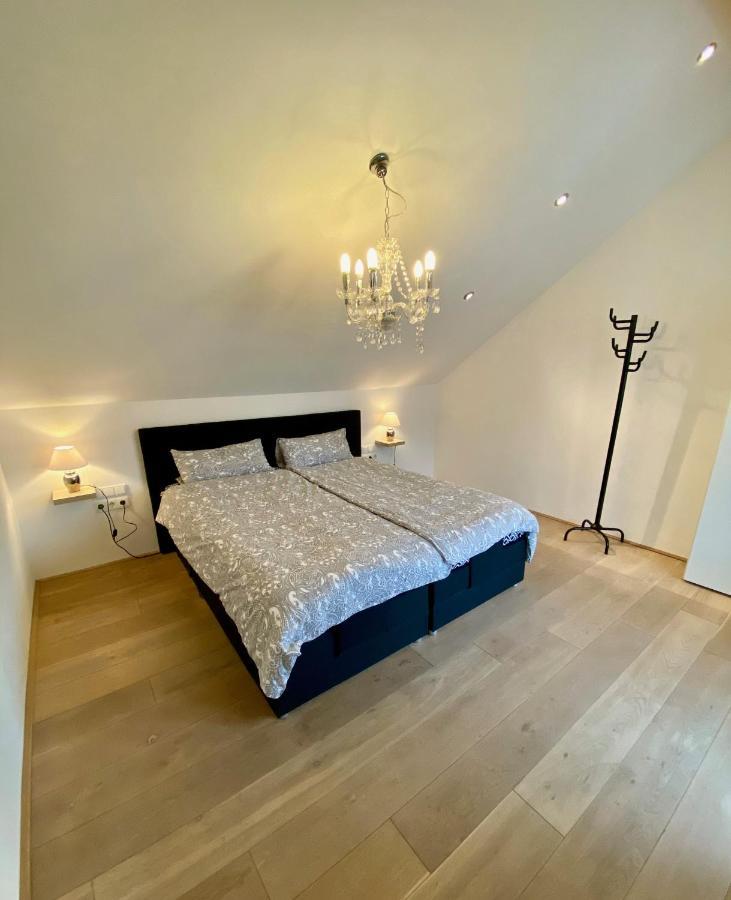Luxurioeses Studio Im Zentrum, Balkon, Kamin, Klima Apartman Ravensburg Kültér fotó